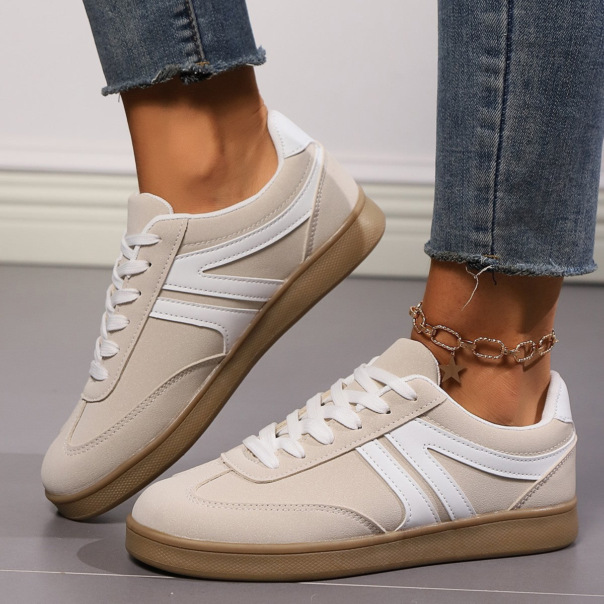 Casual Sport Shoe Striped (Women)