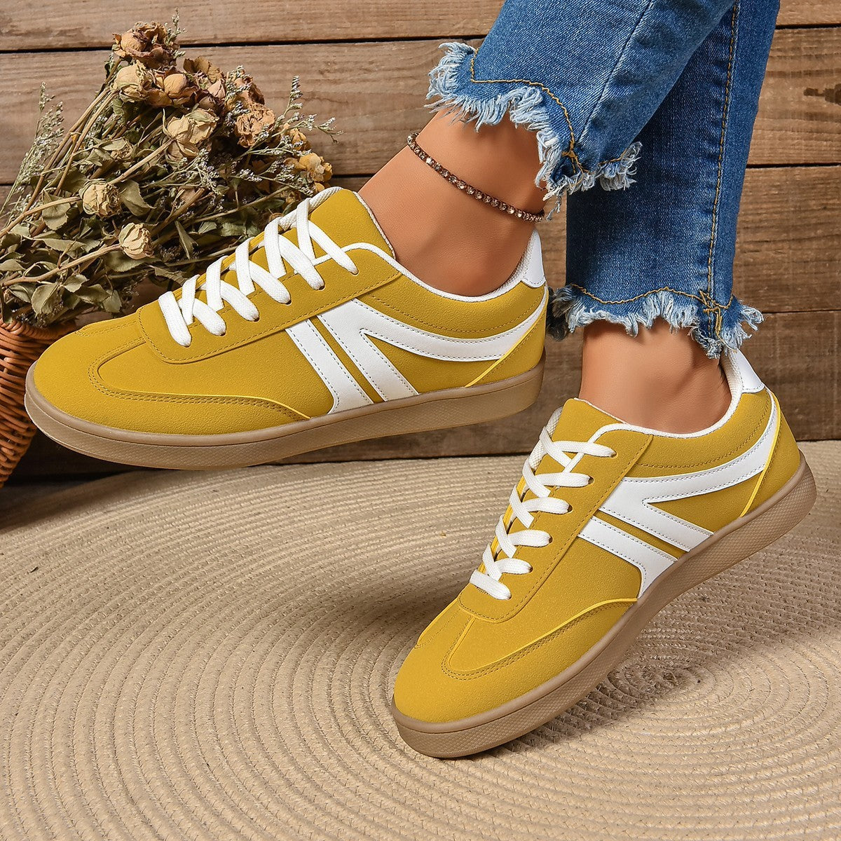Casual Sport Shoe Striped (Women)